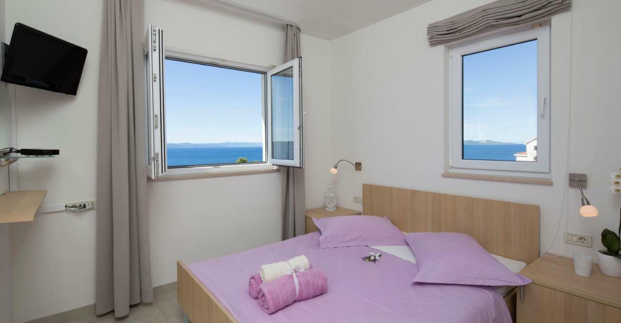 Apartmani Villa Athina Tucepi Exterior photo